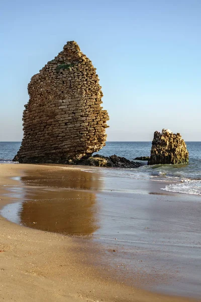 Atlantik kıyı antika savunma kulesi — Stok fotoğraf