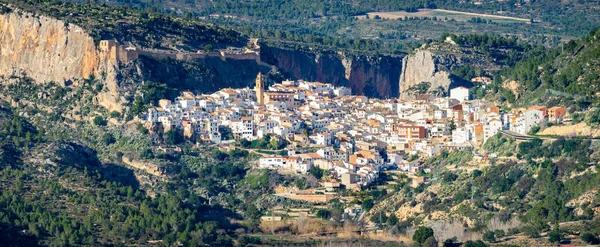 Chulilla, Valencia dağlarına bir köy — Stok fotoğraf