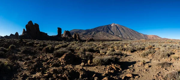 Ogromny panorama góry Teide z cieniami Los Roques — Zdjęcie stockowe