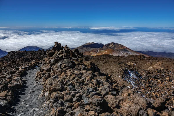 Volcán Pico viejo y pista de trekking preparada — Foto de Stock