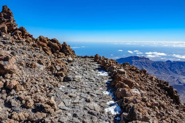 Turistická cesta na vrcholku sopky Teide — Stock fotografie