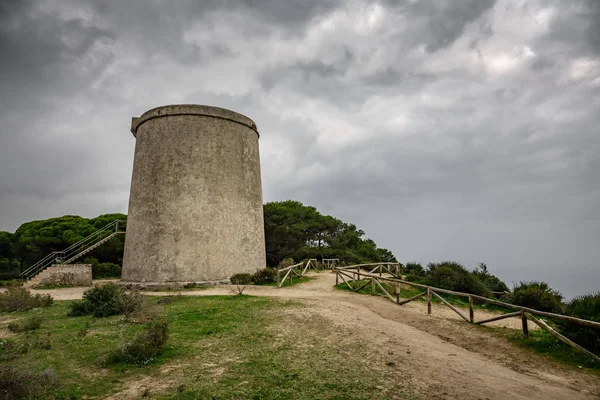 Torre Tajo bajo la tormenta en Barbate, Cádiz —  Fotos de Stock