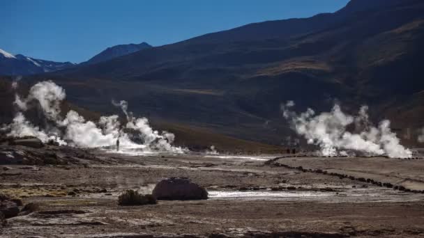 Timelapse of El Tatio Geysers Field with tourists — Stock Video