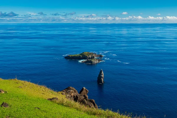 Tangata Matu holmar i Rapa Nui, uppifrån och — Stockfoto