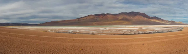 Highlands lake super wide panoramic view in Atacama — Stock Photo, Image