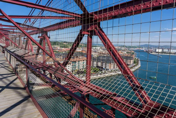 Sobre el puente colgante de Bizkaia — Foto de Stock