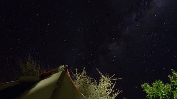 Звездный час против палатки — стоковое видео