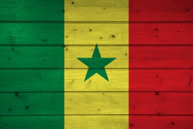 Ahşap arka plan, yüzey üzerinde bayrağı Senegal. Ahşap duvar, plakalar. Ulusal bayrak