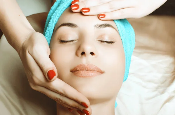Beautiful Young Girl Doing Aging Facial Massage — Stock Photo, Image