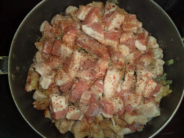 Raw Meat Onions Spices Frying Pan — Stock Photo, Image