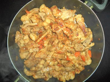 ile sebze kızarmış et