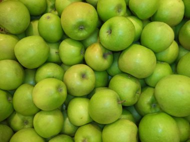 Olgun taze yeşil elma