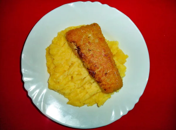 Batatas Com Pedaço Peixe Frito — Fotografia de Stock