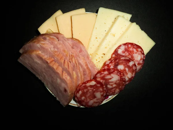 Salsiccia Affettata Prosciutto Formaggio Colazione — Foto Stock