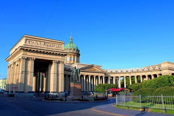 Petersburg Bir Anıt Tarihi Bir Katedral — Stok fotoğraf