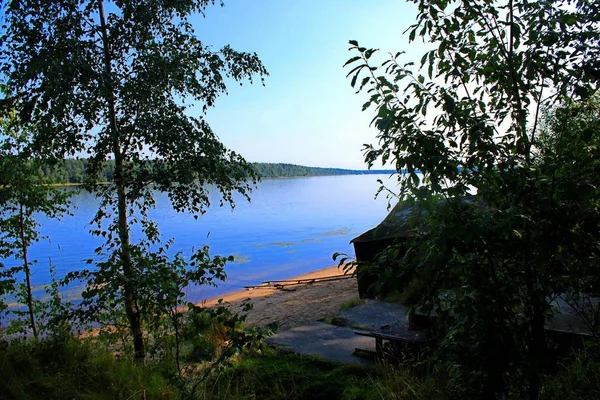 Cabane Pêcheur Sur Les Rives Grande Rivière — Photo