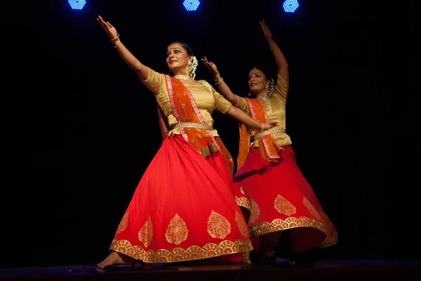Kıdemli Kathak sanatçısı, 29 Mart 2018 'de Hindistan' ın Bengaluru kentindeki Sevasadan Hall 'da düzenlenen' Kathak Resital Etkinliği 'nde sahne aldı.
