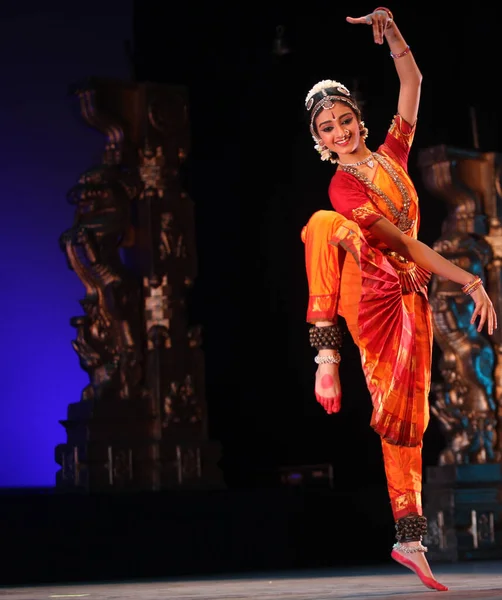 Bailarina Bharatnatyam Evento Drishti Festival Que Celebró Chowdiah Hall Bengaluru — Foto de Stock