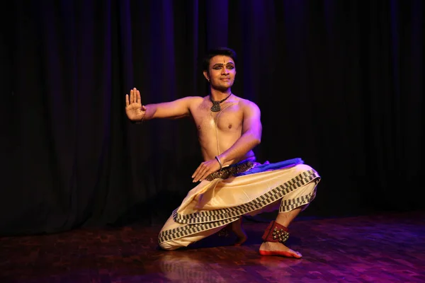 Bailarín Bharatnatyam Masculino Actúa Octubre 2019 Shukra Hall Bengaluru — Foto de Stock