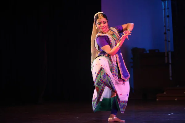 Bengaluru India April Sattriya Artiest Treedt April 2019 Seva Sadan — Stockfoto