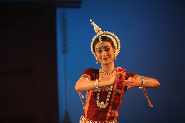 Bengaluru India Квітня Артист Odissi Виступає Квітня 2019 Року Seva — стокове фото