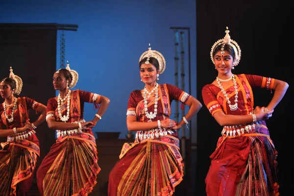 Bengaluru India Kwietnia Artysta Odissi Wystąpi Kwietnia 2019 Roku Seva — Zdjęcie stockowe