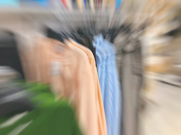 Abstract motion blur effect. Shopping mall as background, bokeh — Stock Photo, Image