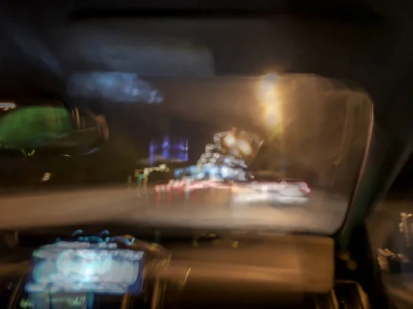 Αφηρημένη motion blur επίδραση. Τα φώτα των δρόμων. — Φωτογραφία Αρχείου