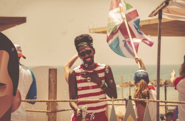 TEL AVIV, ISRAEL- 8 Haziran 2018: Tel Aviv 'de Gay Onur Yürüyüşü, İsrail.