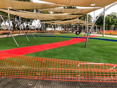 Çocuk eğlence, eğlence parkta açık havada. 