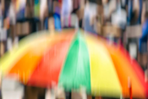 Desfile del Orgullo Gay en Tel Aviv, efecto de desenfoque de movimiento abstracto . — Foto de Stock