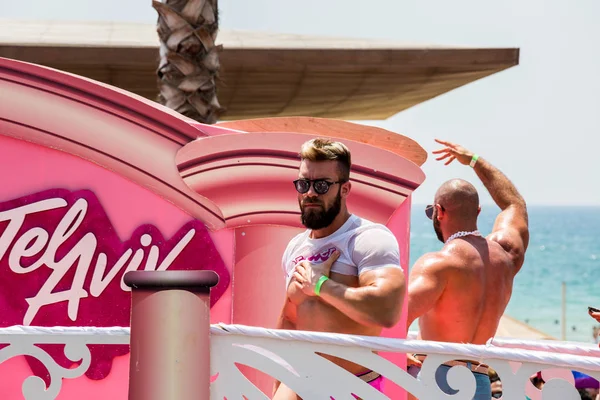 TEL AVIV, ISRAEL - 8 DE JUNIO DE 2018: Desfile del Orgullo Gay en Tel Aviv, Israel —  Fotos de Stock