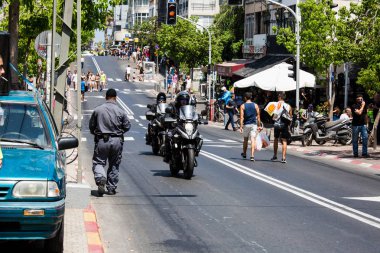 TEL AVIV, ISRAEL- 8 Haziran 2018: Tel Aviv 'de Gay Onur Yürüyüşü, İsrail.