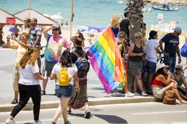 TEL AVIV, ISRAEL- 8 Haziran 2018: Tel Aviv 'de Gay Onur Yürüyüşü, İsrail