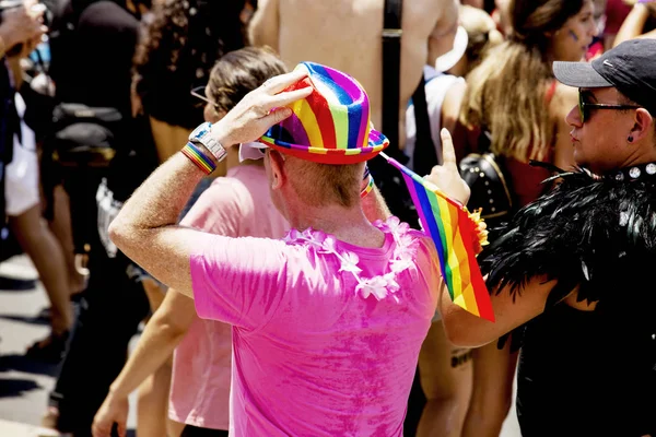 TEL AVIV, ISRAEL- 8 Haziran 2018: Tel Aviv 'de Gay Onur Yürüyüşü, İsrail