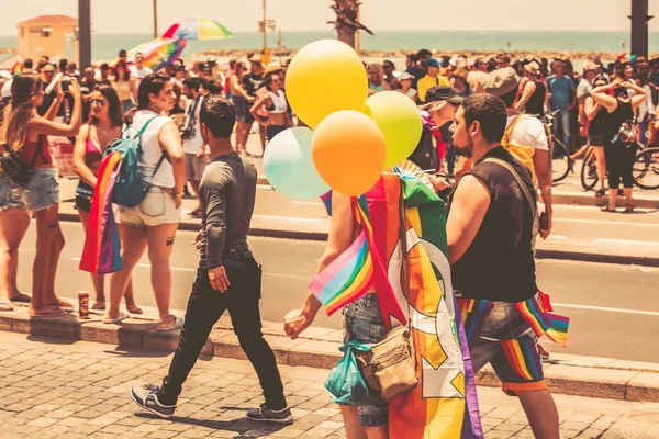 TEL AVIV, ISRAEL- 8 juni 2018: Gay Pride Parade in Tel Aviv, Israël — Stockfoto