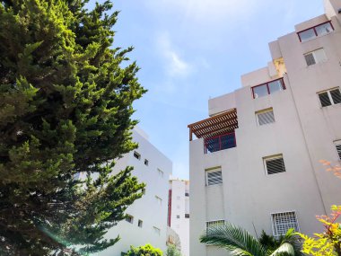 Rishon Le Zion, İsrail-18 Haziran 2018: yüksek konut bina Rishon Le Zion, İsrail.