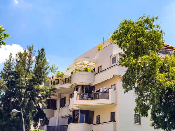 Rishon Le Zion, İsrail-18 Haziran 2018: yüksek konut bina Rishon Le Zion, İsrail.