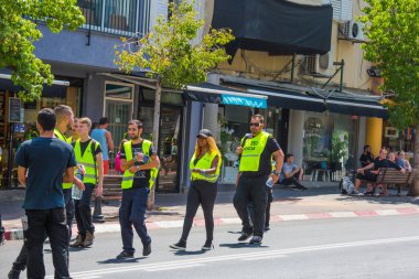 TEL AVIV, ISRAEL- 8 Haziran 2018: Tel Aviv 'de Gay Onur Yürüyüşü, İsrail.
