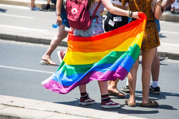 TEL AVIV, ISRAEL- JUNE 8, 2018：Gay Pride Parade in Tel Aviv, Israel. — 图库照片