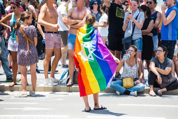 TEL AVIV, ISRAEL- 8 Haziran 2018: Tel Aviv 'de Gay Onur Yürüyüşü, İsrail.