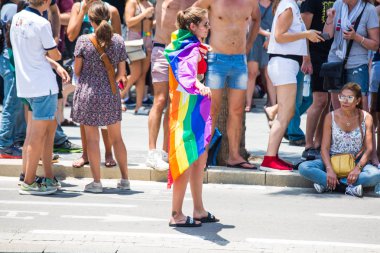 TEL AVIV, ISRAEL- 8 Haziran 2018: Tel Aviv 'de Gay Onur Yürüyüşü, İsrail.