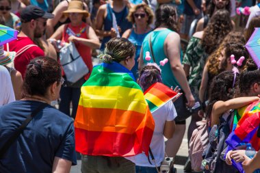 TEL AVIV, ISRAEL- 8 Haziran 2018: Tel Aviv 'de Gay Onur Yürüyüşü, İsrail.