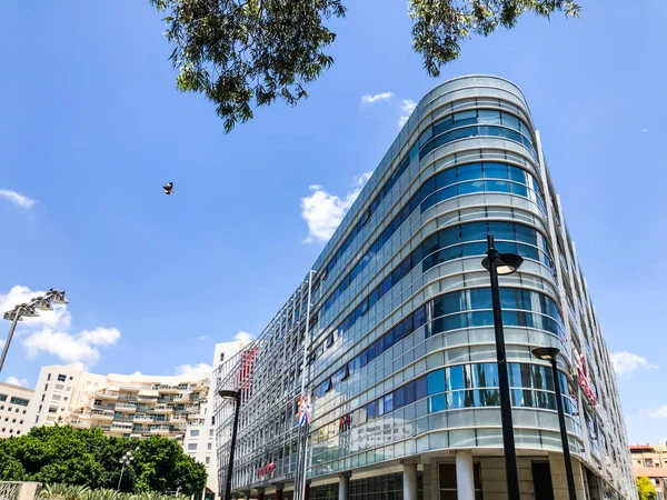 RISHON LE ZION, ISRAEL -JUNE 18, 2018: High residential building in Rishon Le Zion, Israel. — Stock Photo, Image