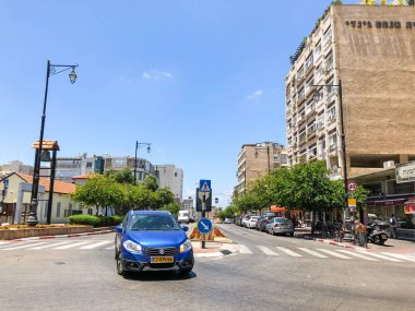 Rishon Le Zion, İsrail - 18 Haziran 2018: Rothschild Street merkezi Rishon Le Zion, İsrail.