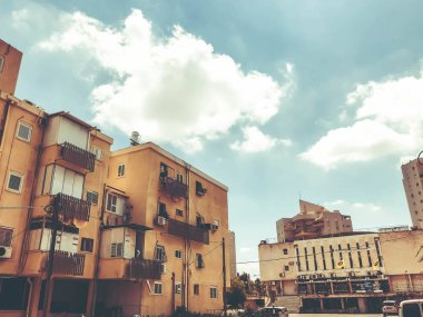 Rishon Le Zion, İsrail-18 Haziran 2018: yüksek konut bina Rishon Le Zion, İsrail