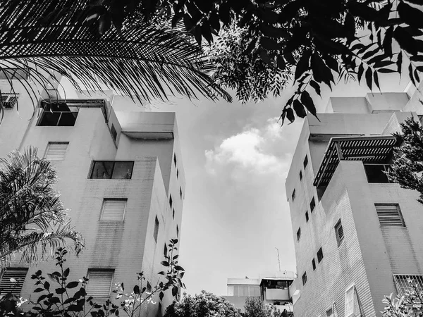 RISHON LE ZION, ISRAEL-JUNE 18, 2018: High residential buildings in Rishon Le Zion, Israel — стоковое фото