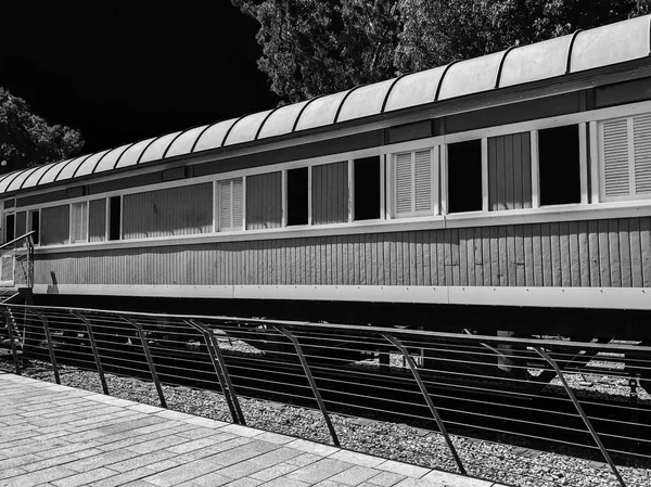 Overview of the rails and a wagon, in the old train station in Tel Aviv, Israel — Stock Photo, Image