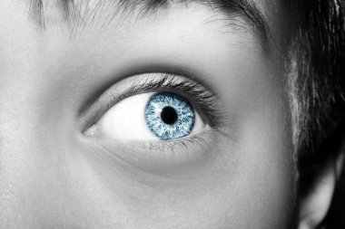 Bir güzel anlayışlı görünüm çocuğun göz. Atış kapatın.