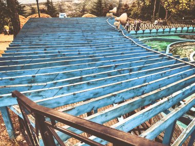 Mtatsminda park etmek sideshow bir görünümünü Tiflis füniküler üzerinde